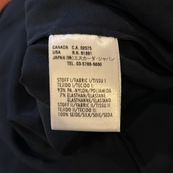 ESCADA Navy Blue Textured Two Piece Size 4 - Picture 7 of 10